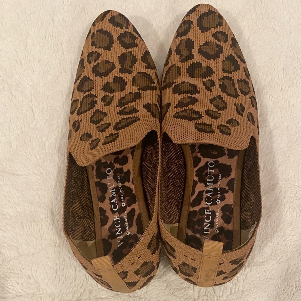 Vince Camuto Fabeau Slip On Fabric Loafers Animal Print Washable Stain On Heel 9 - Picture 8 of 8